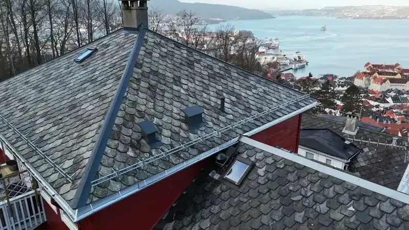 BREISTØLEN 17 — Bergen